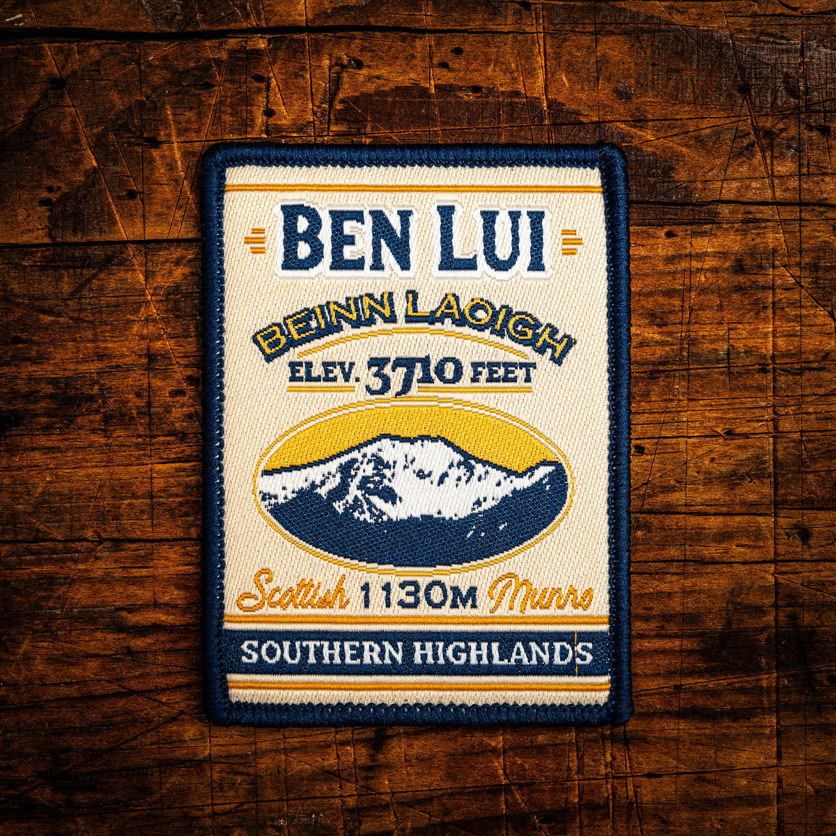 Ben Lui retro woven patch – iconic Munro in the Southern Highlands, Scotland, whisky label design, iron-on