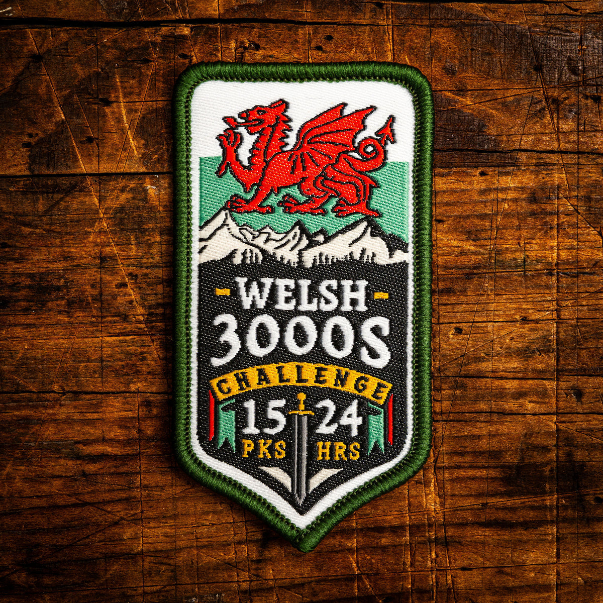 Welsh 3000s Challenge retro woven patch – celebrating climbing all 15 Welsh 3000ft mountains in 24hrs