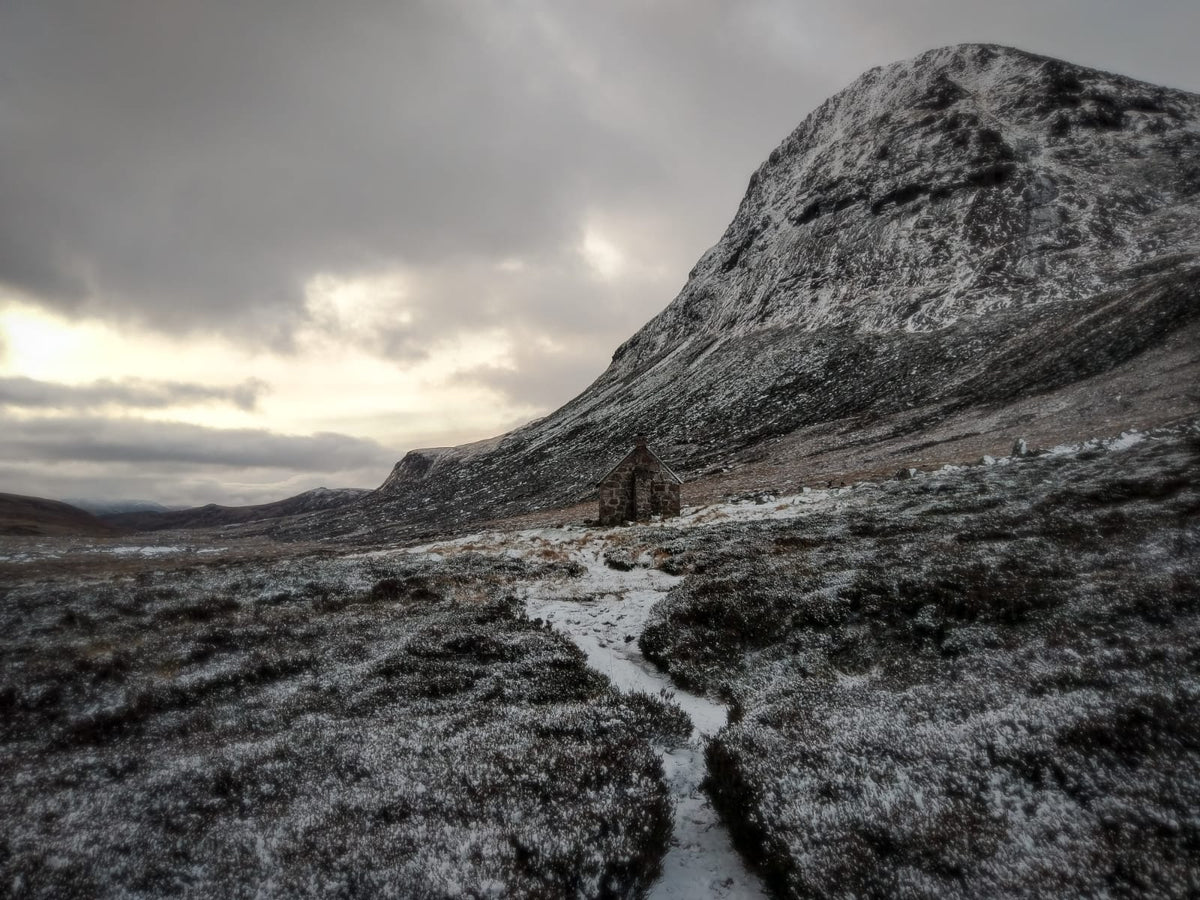 The Cairngorm 4000ers in Winter - a two day hiking adventure