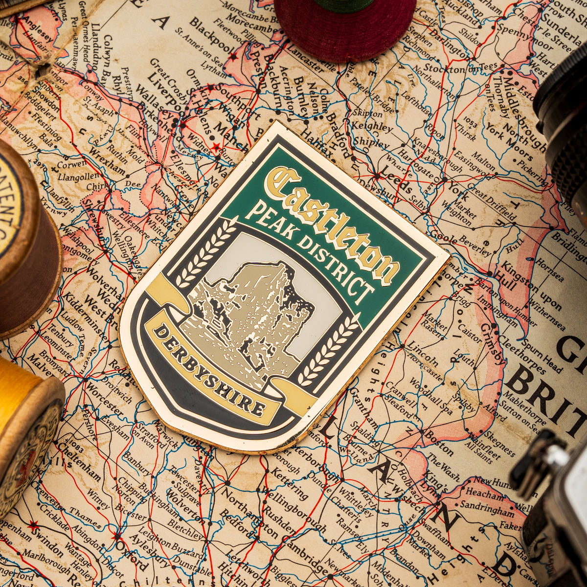 Castleton hard enamel fridge magnet - Peak District village, pub sign design, magnetic backing