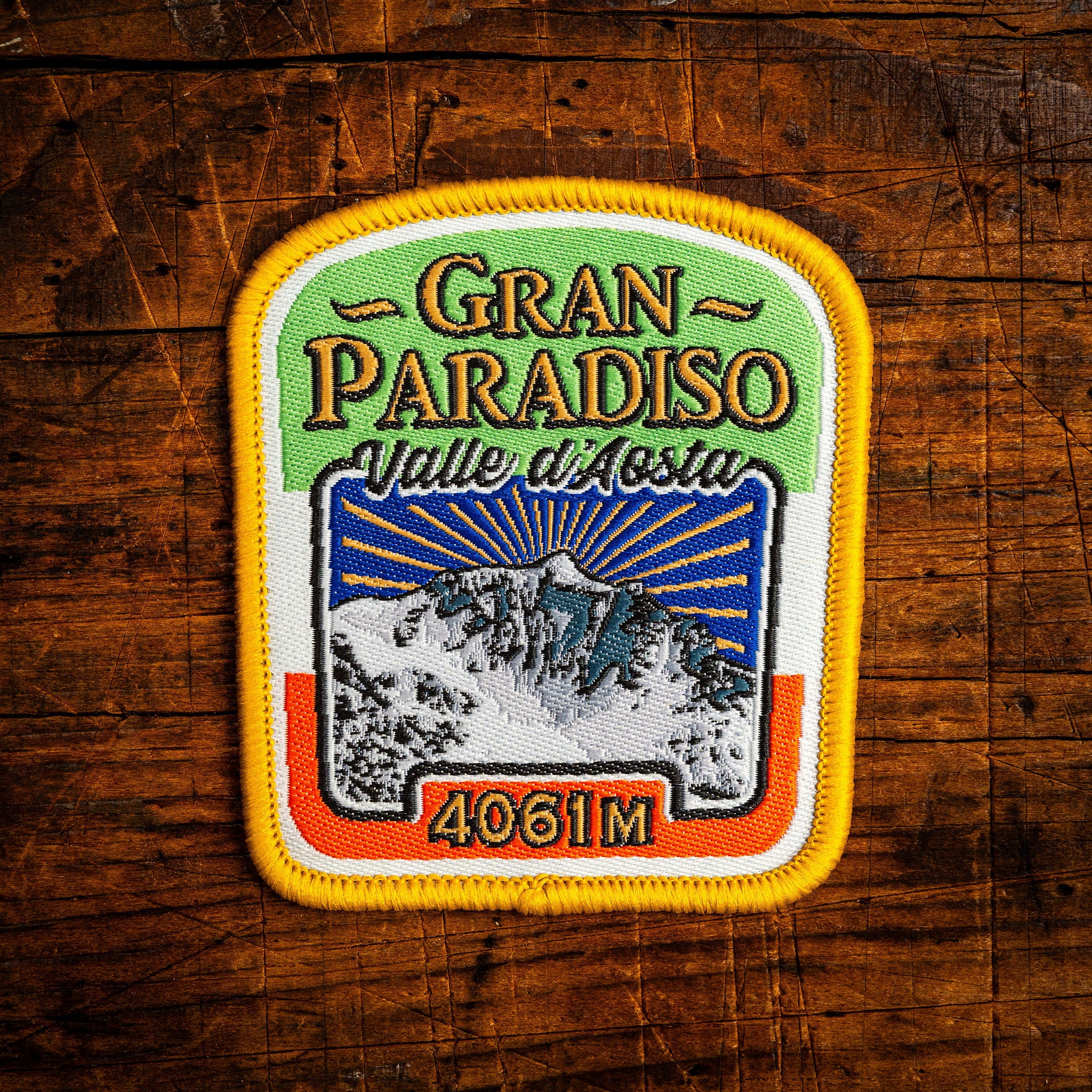 Gran Paradiso retro woven patch – highest mountain fully in Italy, Alps, iron-on backing, recycled yarn