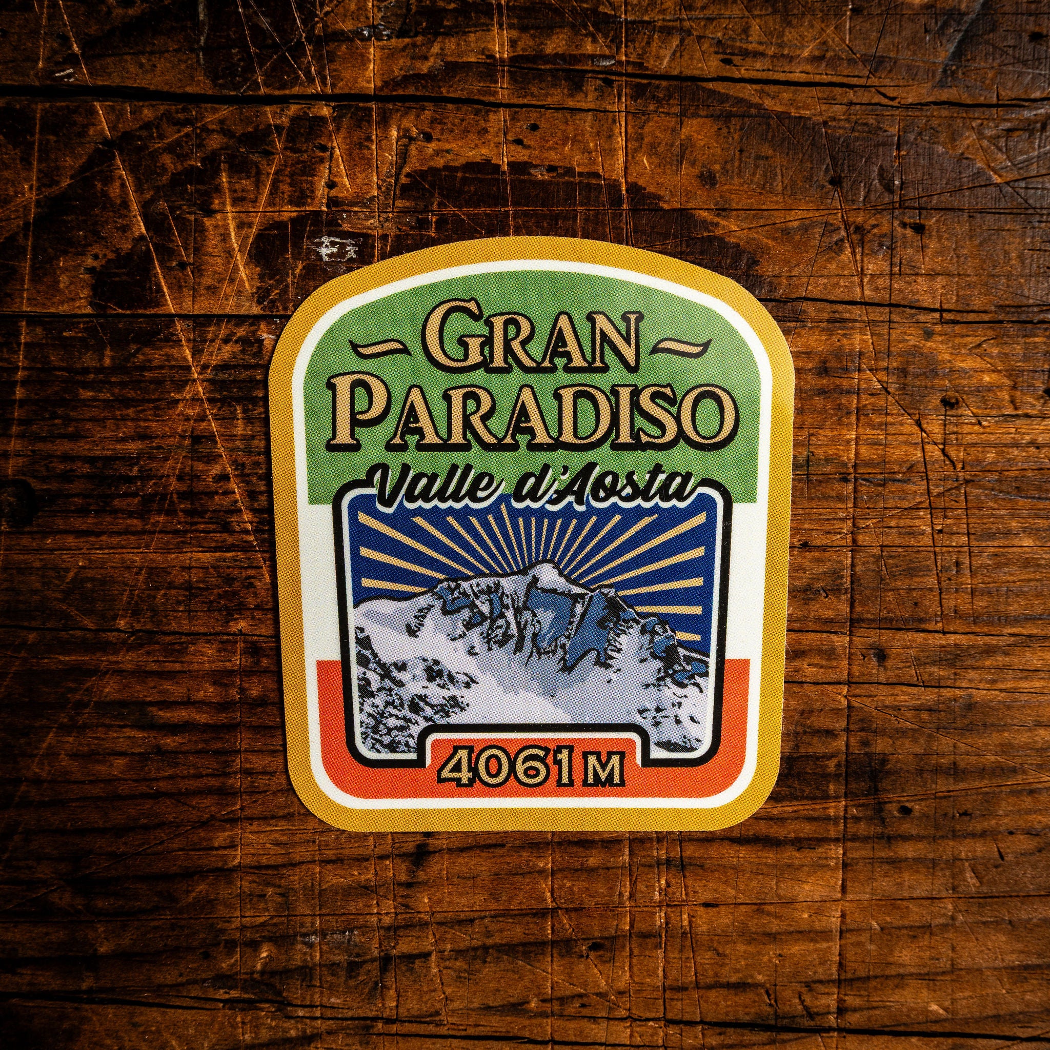 Gran Paradiso waterproof vinyl sticker – 5.2cm x 5.9cm, UV resistant, dishwasher safe, Italian Alps sticker