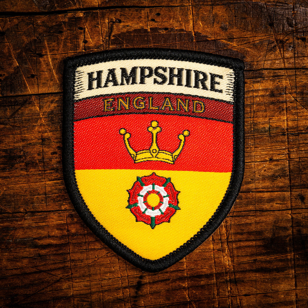 Hampshire county flag retro woven patch - county flag of Hampshire, England, iron-on backing