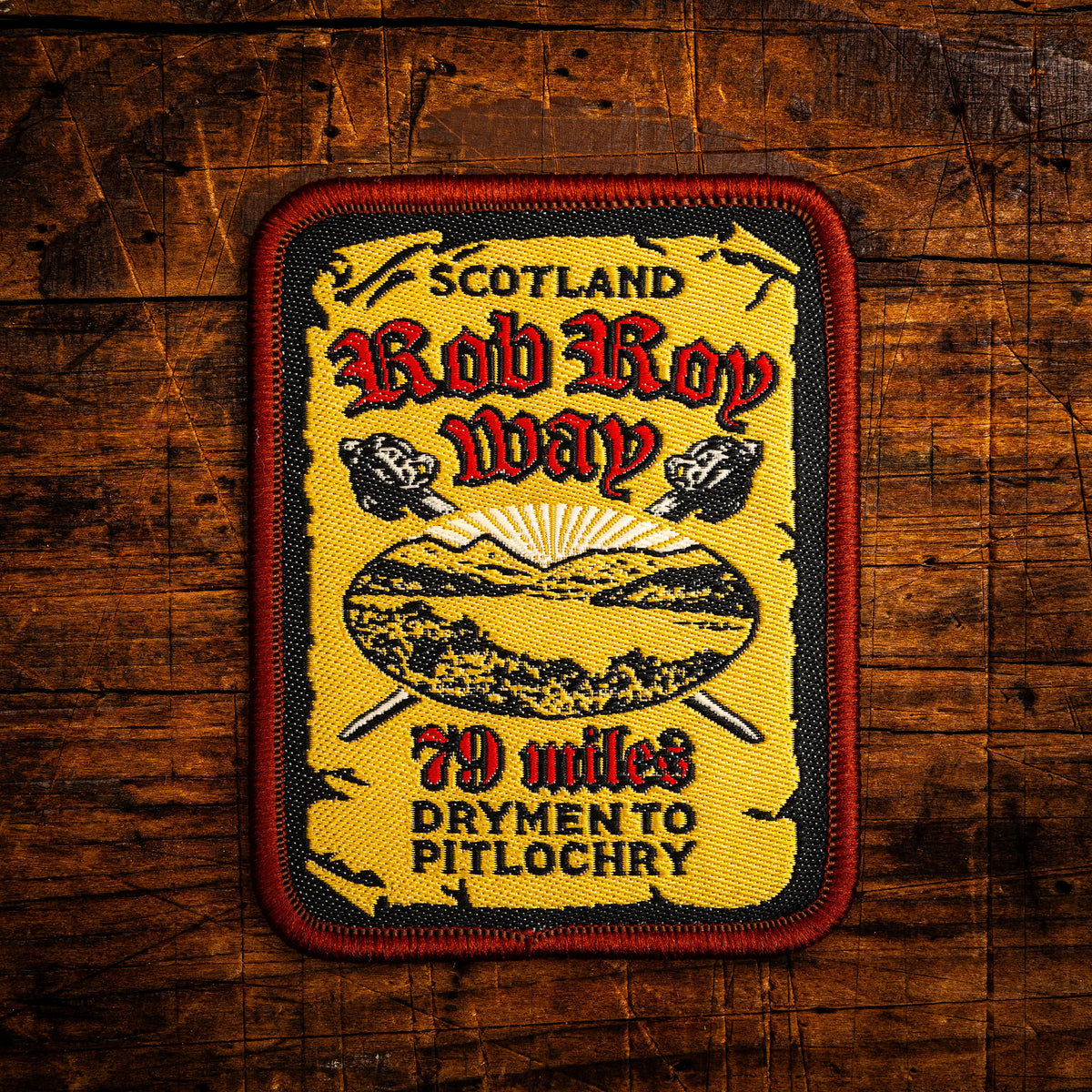 Rob Roy Way retro woven patch – Scotland's Great Trail from Drymen to Pitlochry, iron-on backing