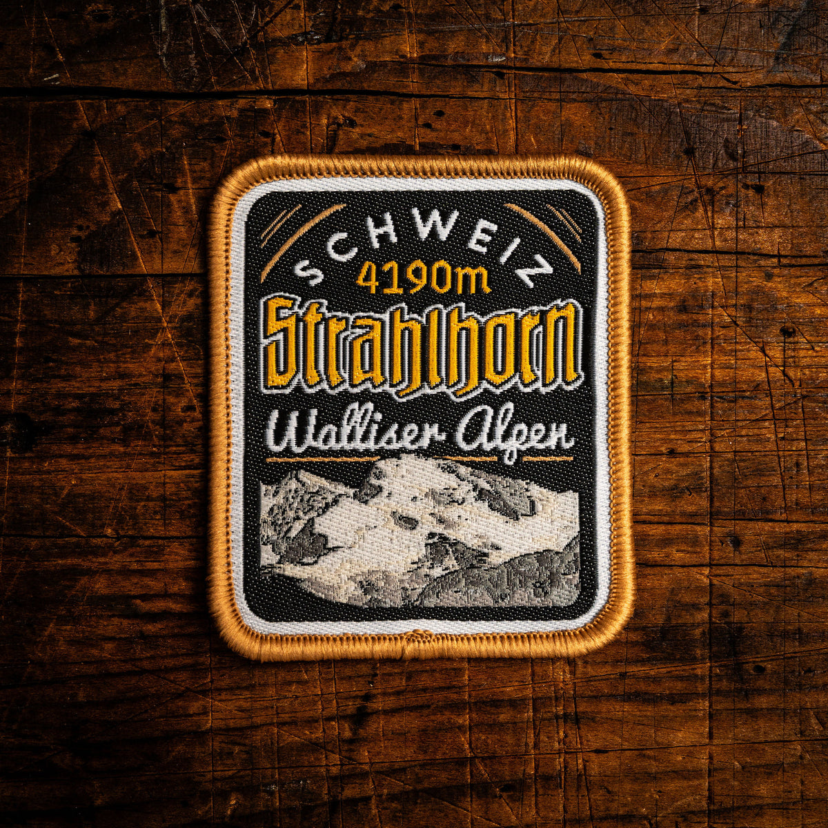 Strahlhorn retro woven patch - classic 4000m Alps peak near Saas Fee, iron-on backing