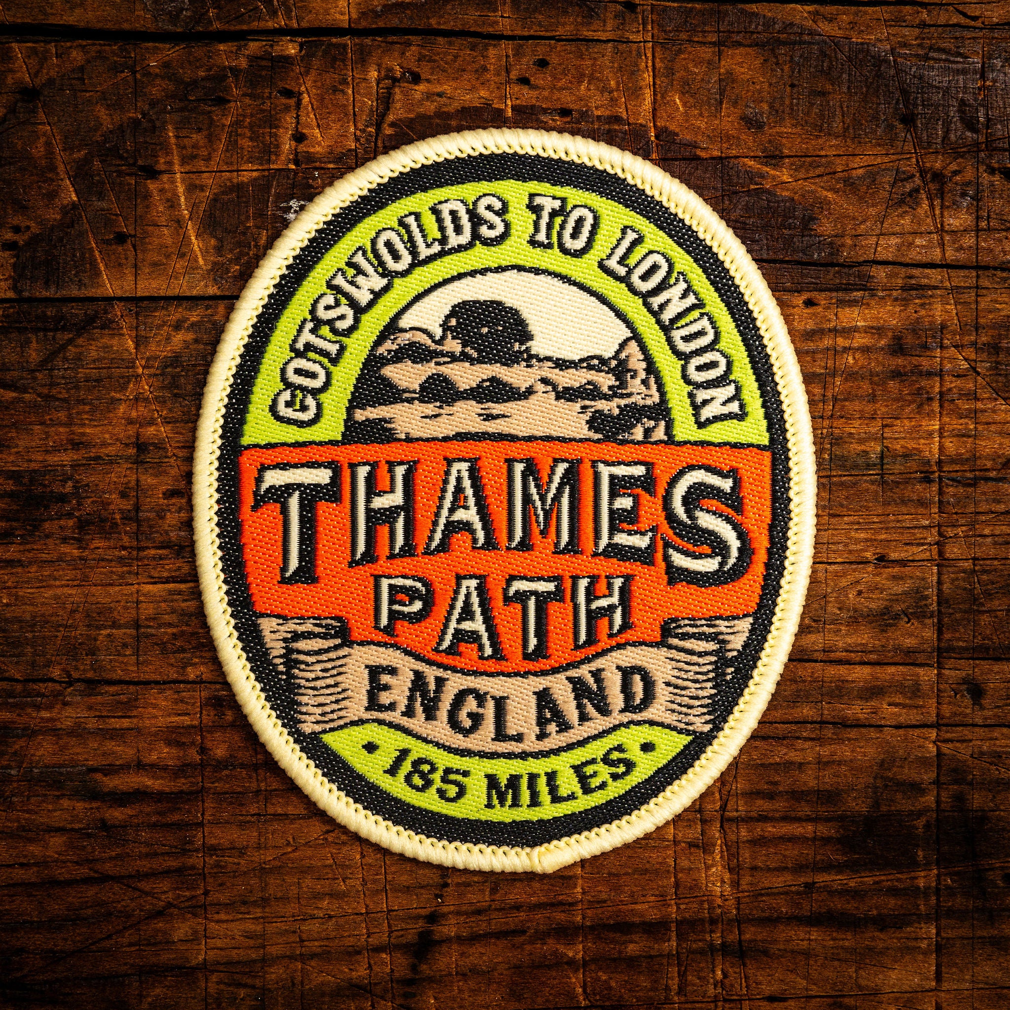 Thames Path retro woven patch – national trail following the Thames from Cotswolds to London, iron-on