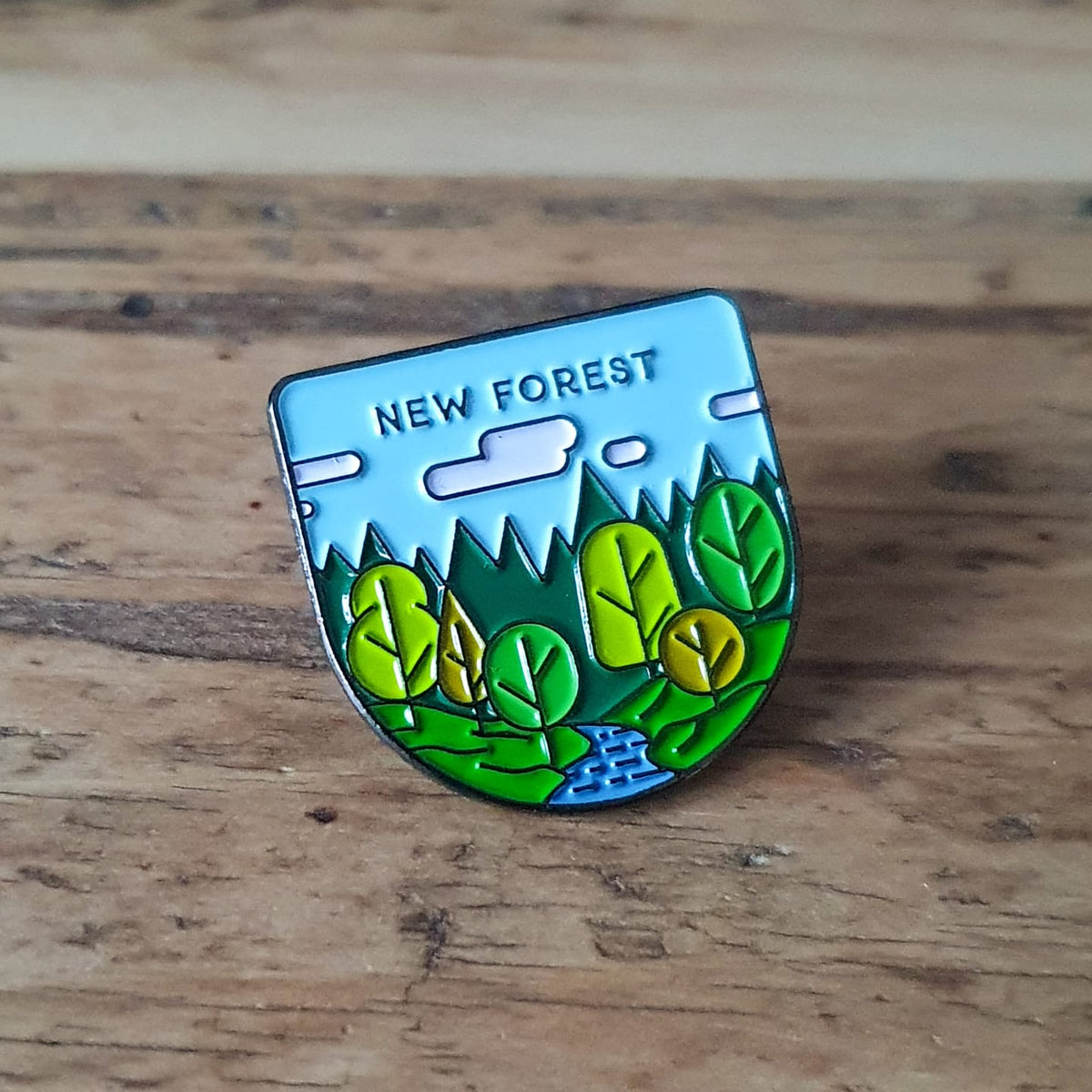 New Forest National Park enamel pin – wild heathland and woods design, 23mm x 23mm