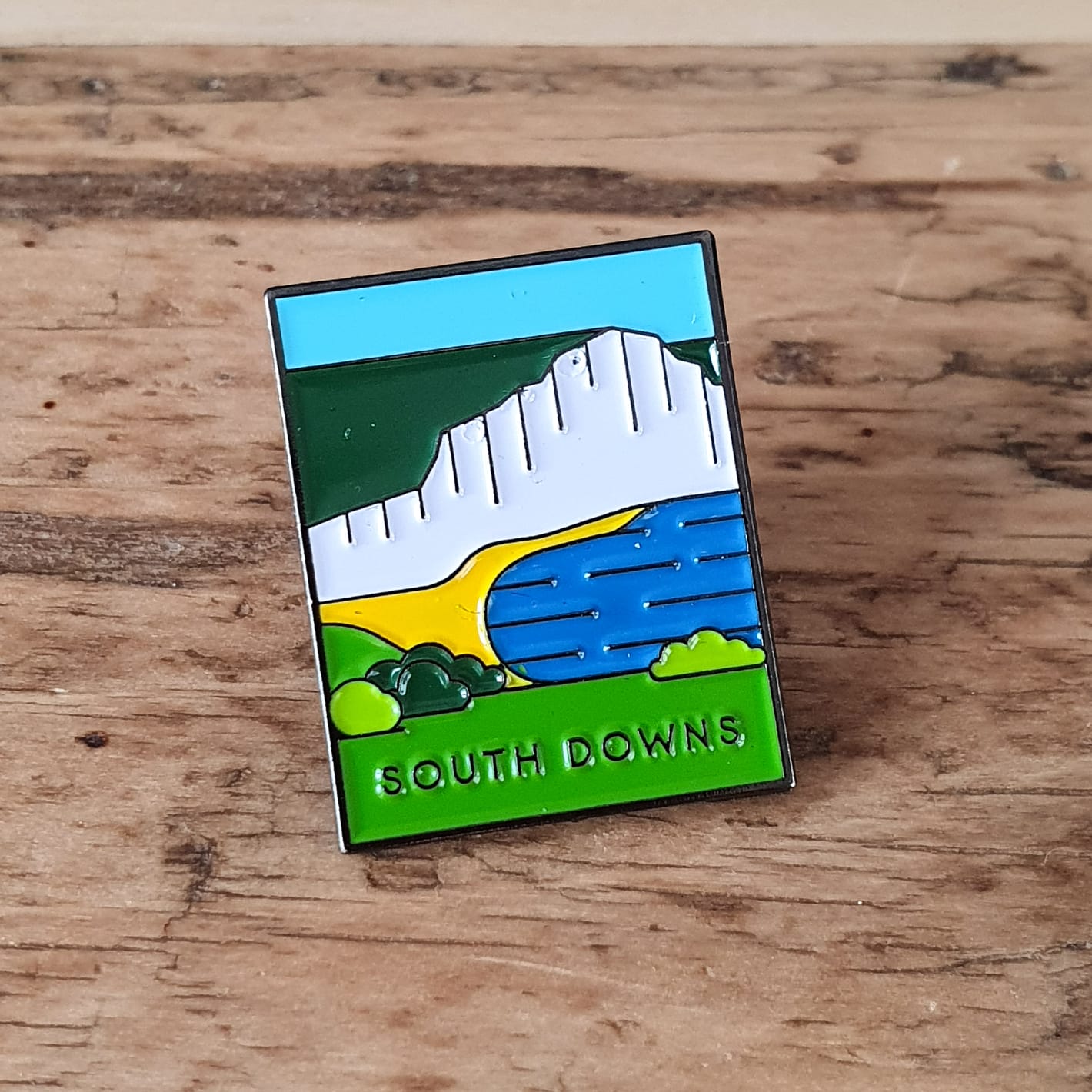 South Downs National Park enamel pin – Seven Sisters chalk cliffs design, 25mm x 20mm